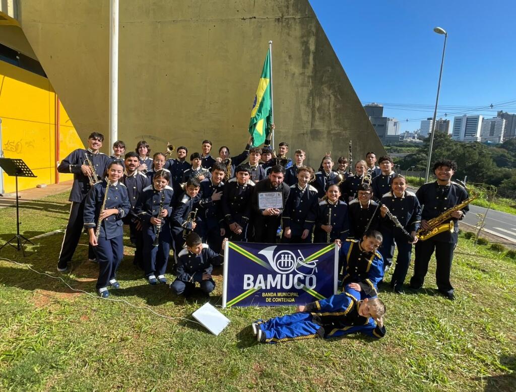 Banda Municipal garante título para Contenda
