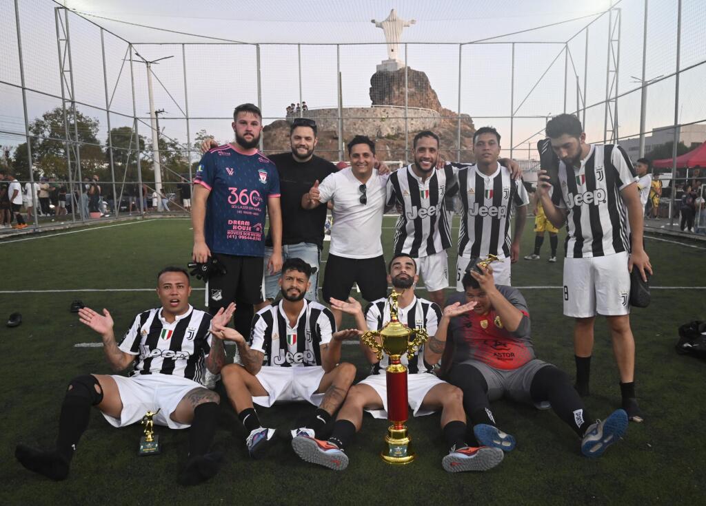 PML é campeão do 3º Torneio do Trabalhador