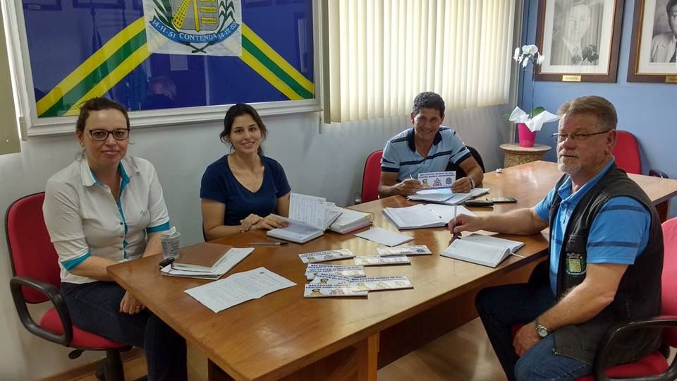 Realizada reunião do grupo condutor de combate às zoonozes