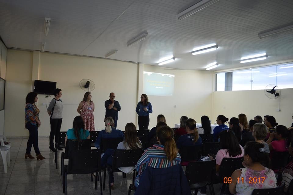 Prefeitura promove oficina "Vitrine que vende", em parceria com o Sebrae