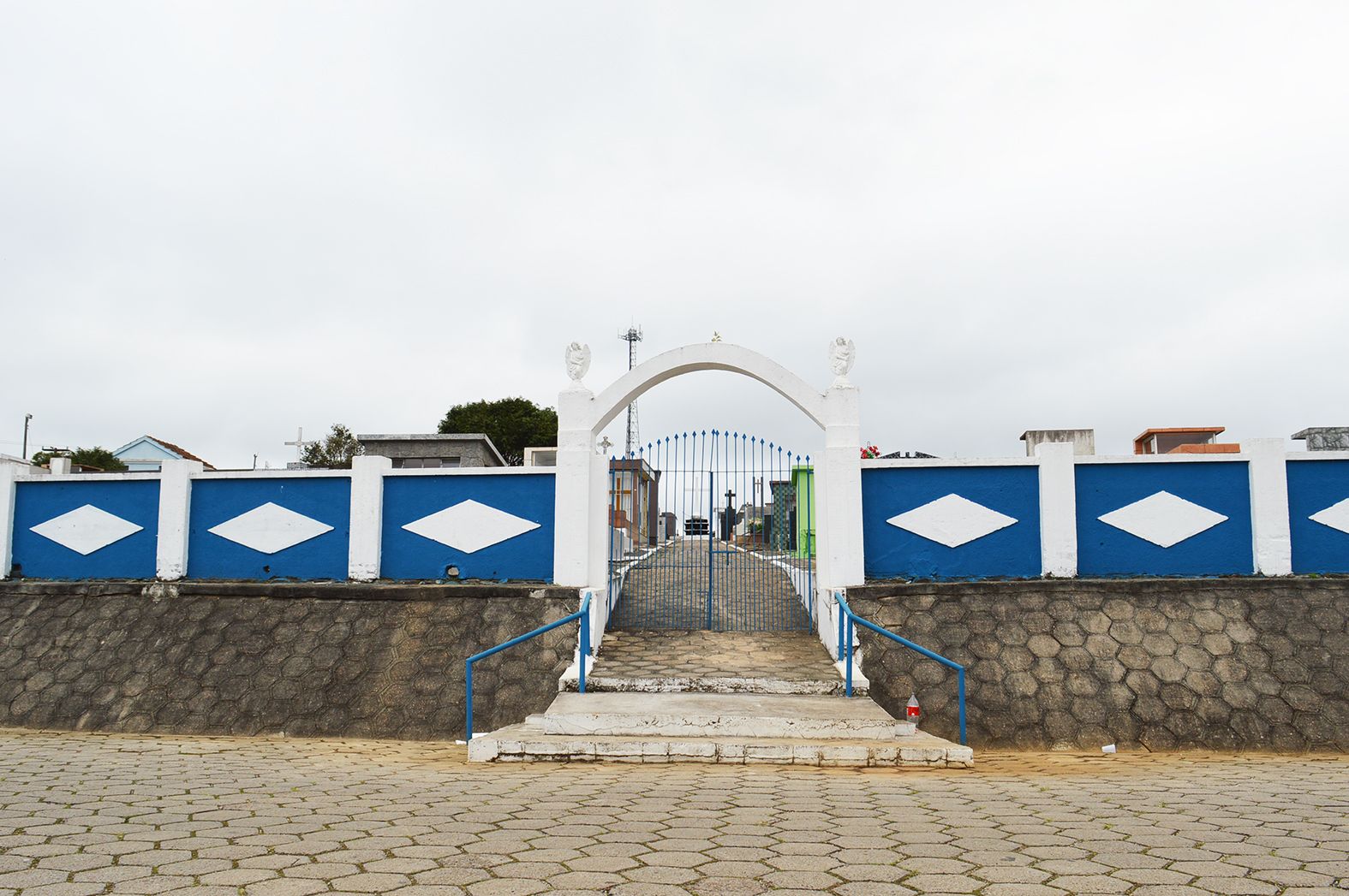 Taxa do cemitério vencerá em novembro