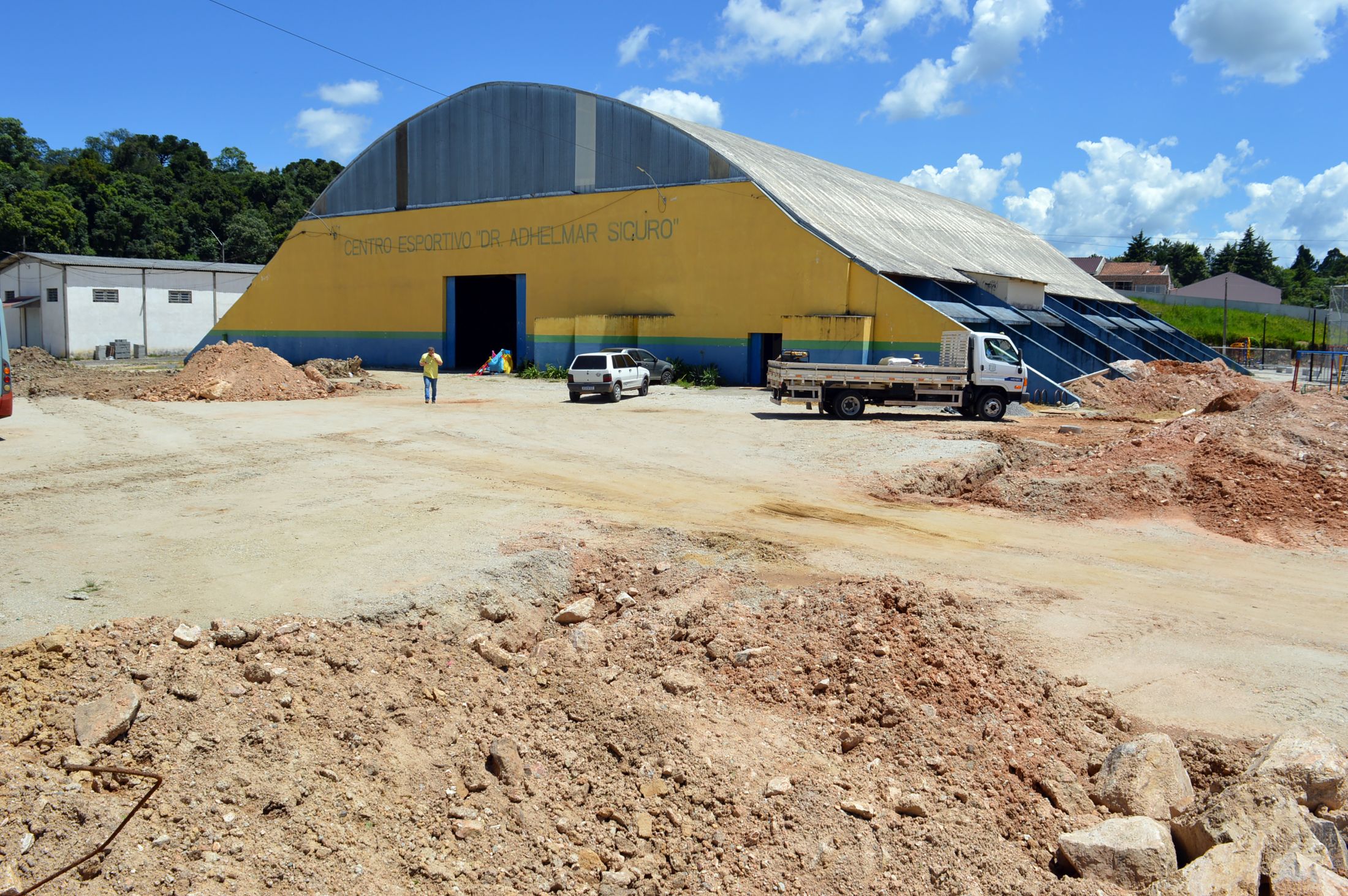 Iniciam as obras do Complexo Esportivo