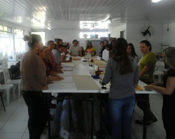 Contendenses participam de curso na Lapa