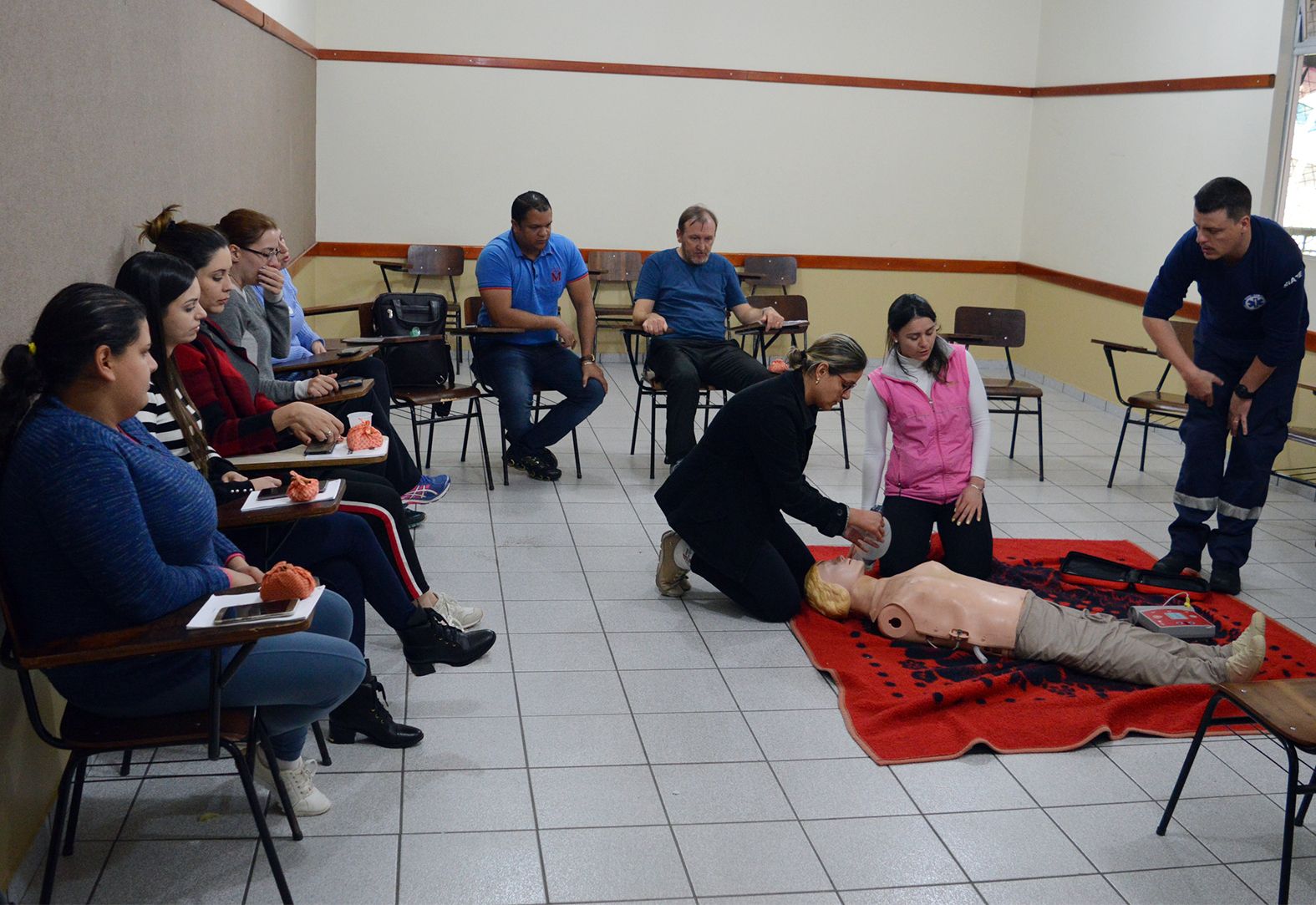 Contenda sedia curso de agente  de Socorros Urgentes da RMC