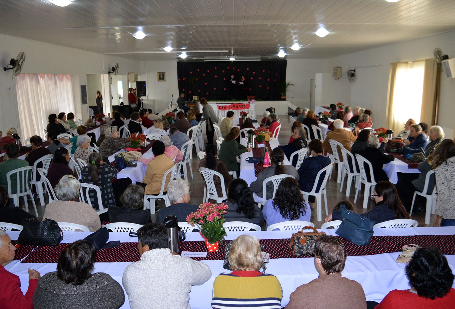 Contenda fez homenagem ao Dia dos Avós