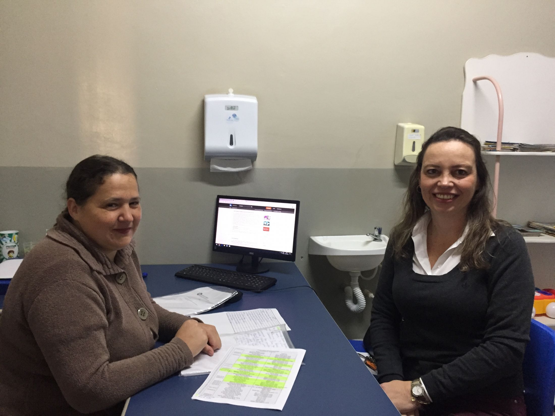 PREFEITURA CONTRATA FONOAUDIÓLOGA