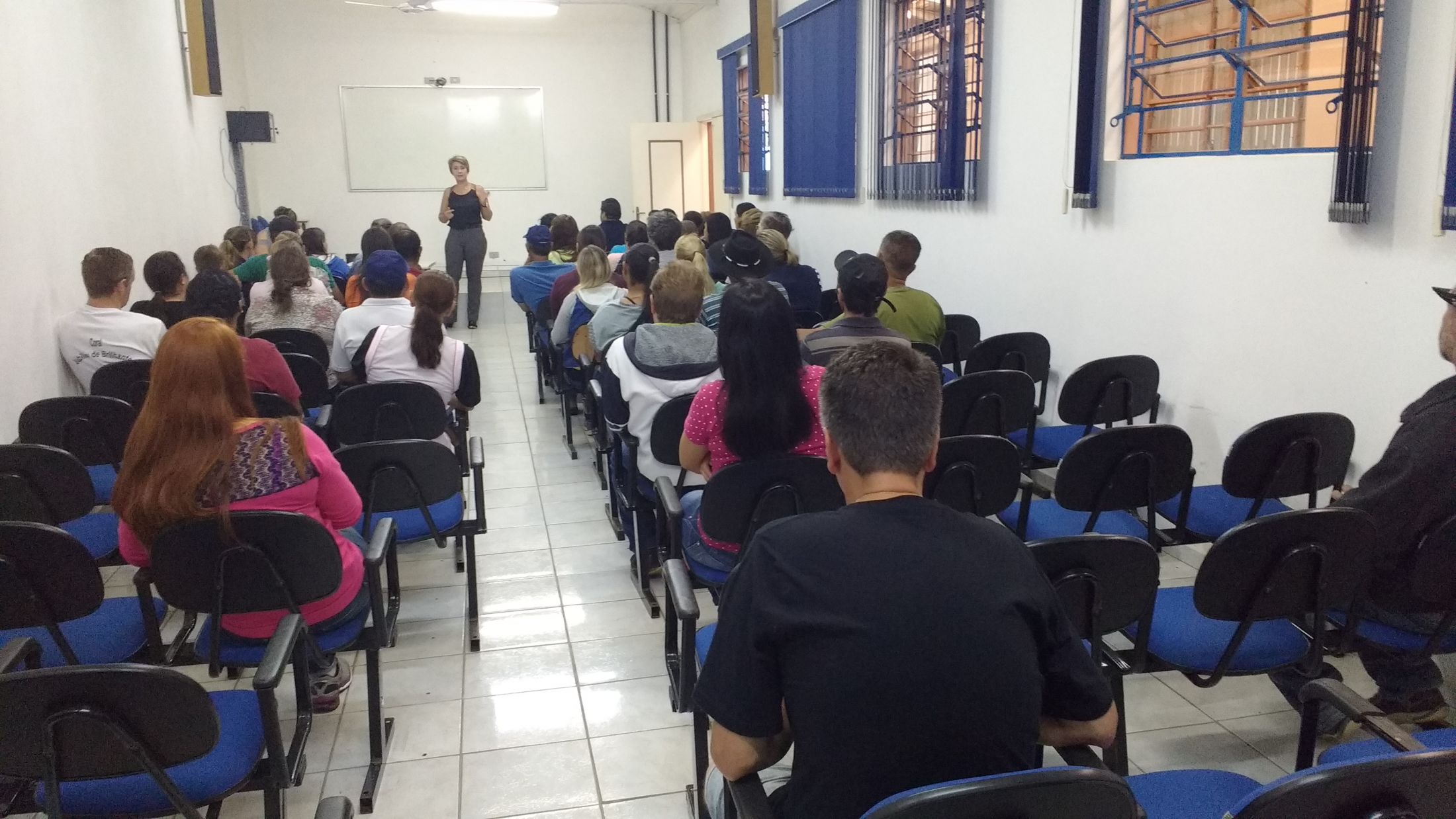 Prefeitura realizará o transporte de retorno dos alunos do Centro Estadual de Educação Profissional Agrícola da Lapa