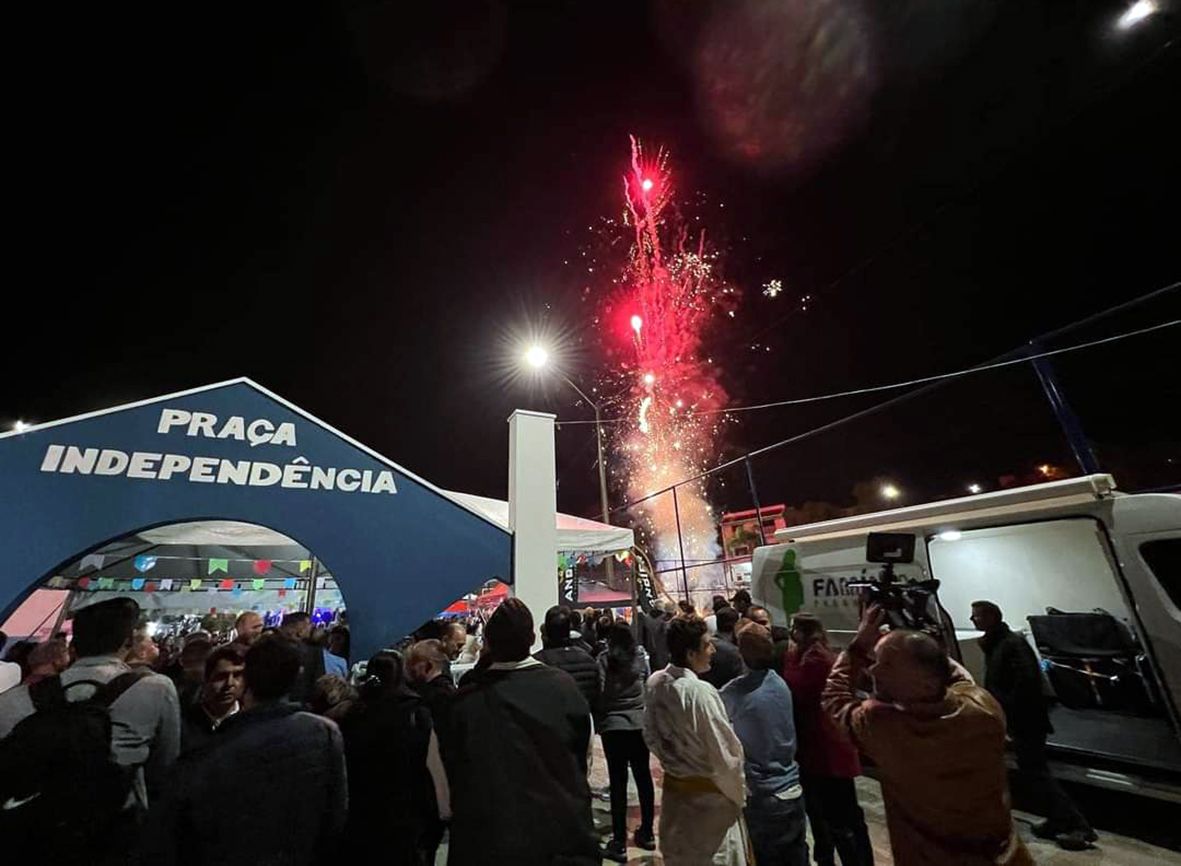 Contenda reinaugura Praça da Independência