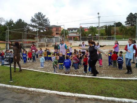 Dia do desafio no CMEI Nhana Maria