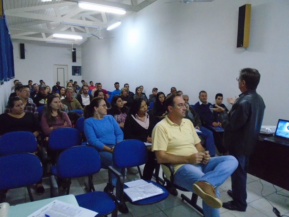 Prefeitura e Sebrae promovem oficina para microempreendedores individuais