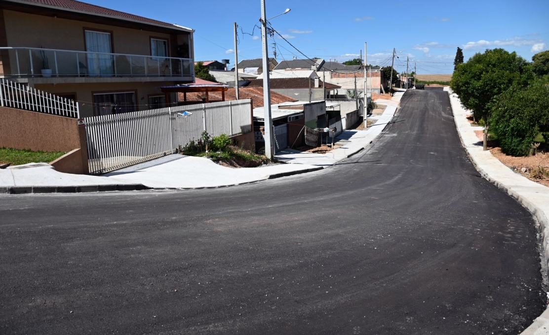Pavimentações do loteamento na reta final