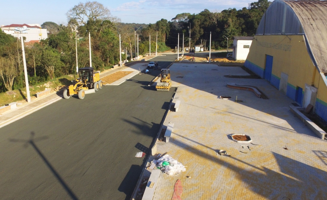 Seguem as obras do Complexo Esportivo