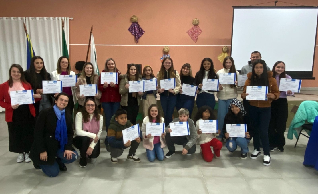 Contenda realizou o Curso de Libras