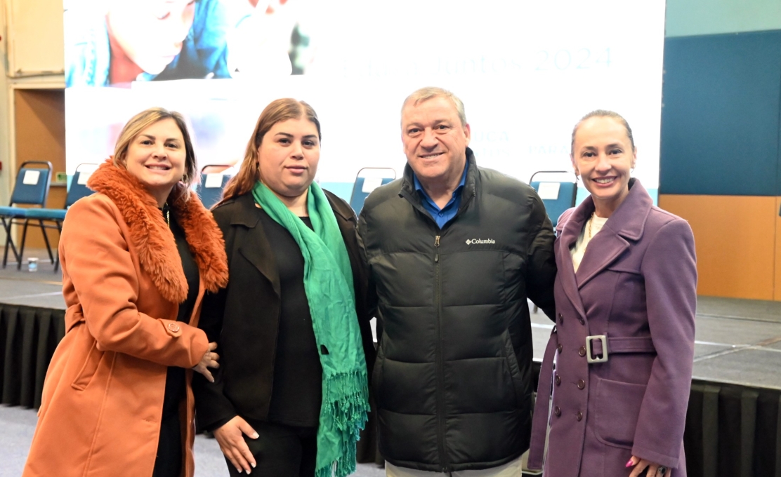 Contenda participa de encontro da SEED