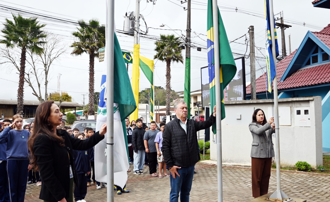 Semana da Pátria é celebrada em Contenda