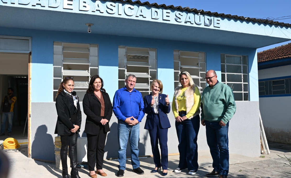 Márcia Huçulak visita obras na Serrinha