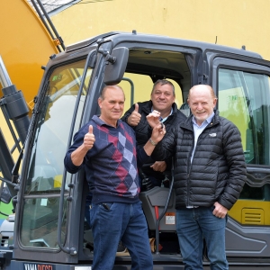 entrega-escavadeira-2