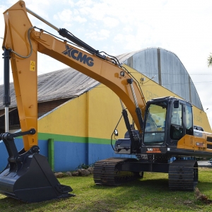 nova-escavadeira_(595)